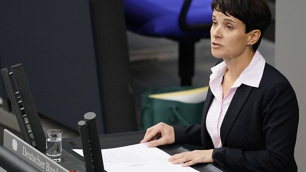 Die frühere AfD-Vorsitzende Frauke Petry muss wegen Falscheids 6000 Euro Geldstrafe zahlen. (Archivbild)