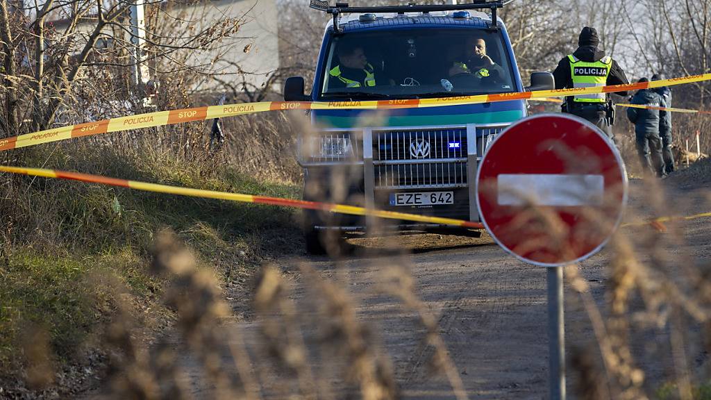 Ermittler bergen Flugschreiber nach Absturz in Litauen