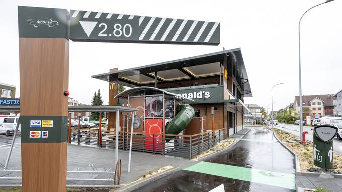 Neuer McDonalds mit Drive-in in Aarberg eröffnet