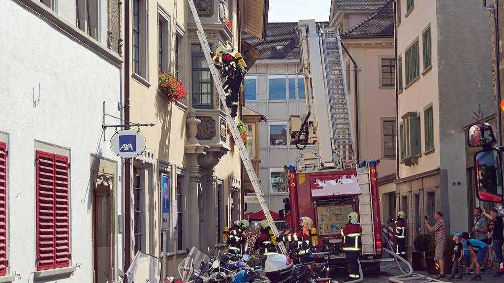 Schaffhausen: Teenager verletzen während Feuerwehrübung sechs Personen