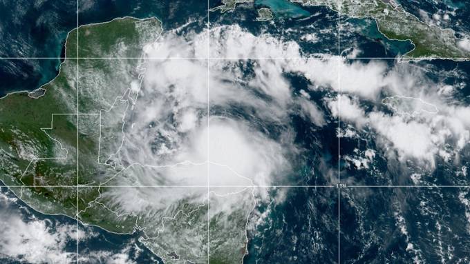 Hurrikan «Nana» trifft in Belize auf Land