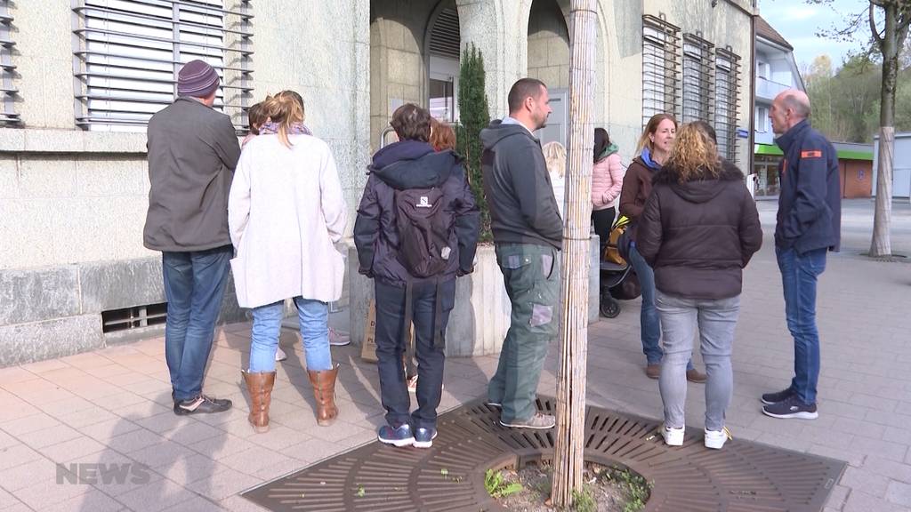 Elternprotest gegen Massentests an Berner Schulen