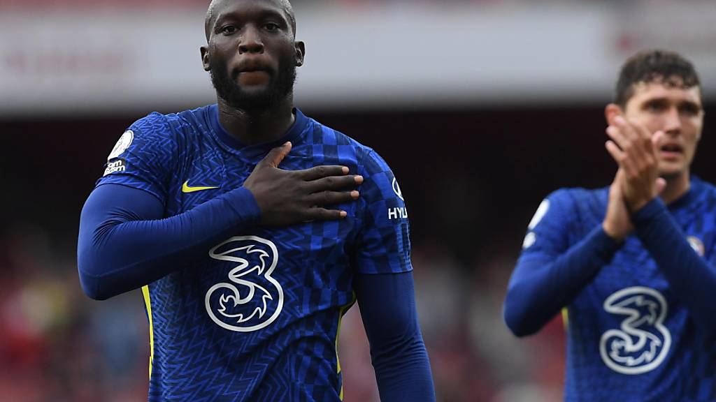 Romelu Lukaku feiert einen gelungenen Einstand mit Chelsea