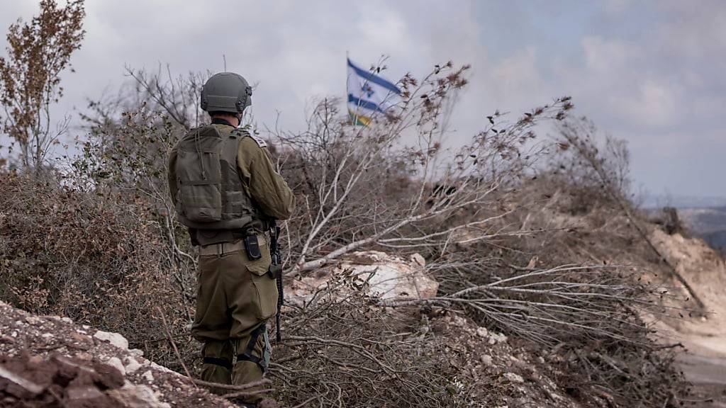 Israel: Hisbollah-Tunnel mit Waffen unter Friedhof entdeckt