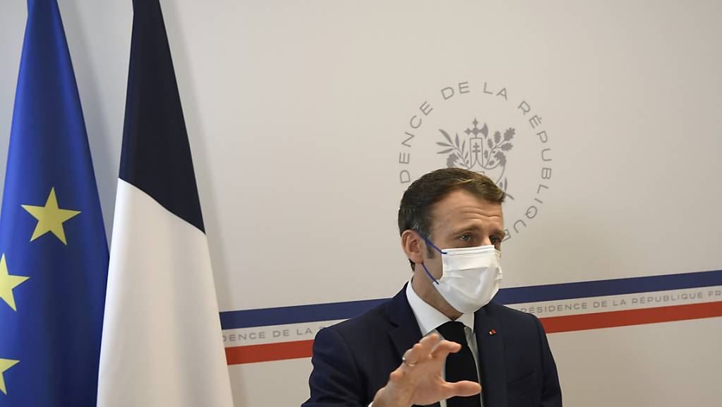 Emmanuel Macron, Präsident von Frankreich, kritisiert Ungeimpfte. Foto: Nicolas Tucat/POOL AFP/AP/dpa