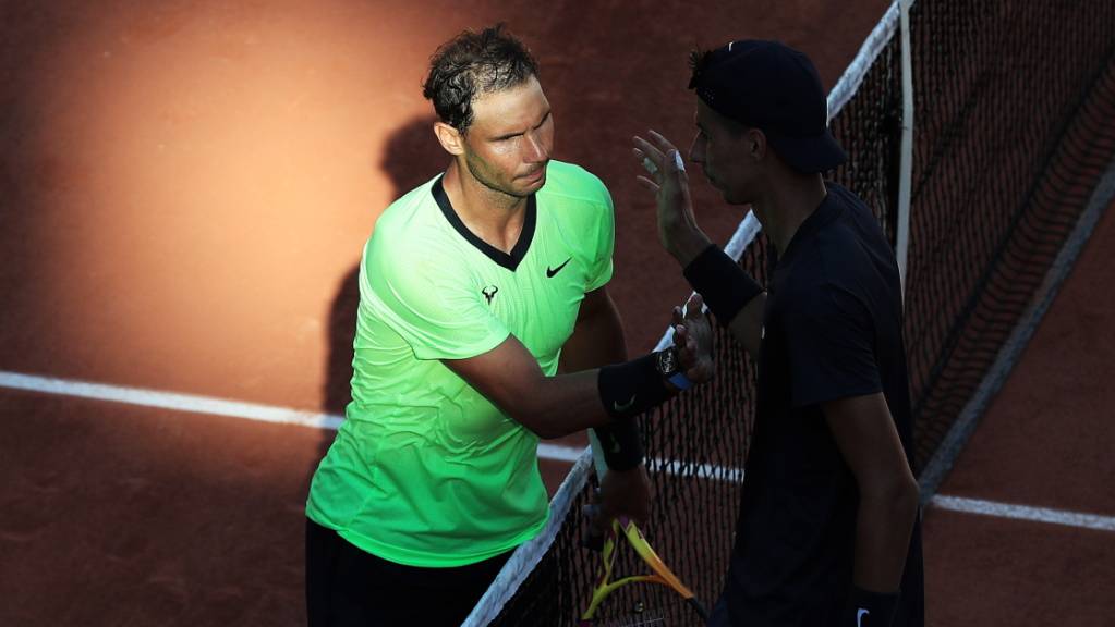 Wieder im geliebten Pariser Rampenlicht: Rafael Nadal setzte sich gegen den Australier Alexei Popyrin problemlos in drei Sätzen durch