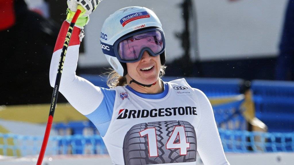 Jasmine Flury kann es selber kaum glauben: Sieg im Super-G von St. Moritz