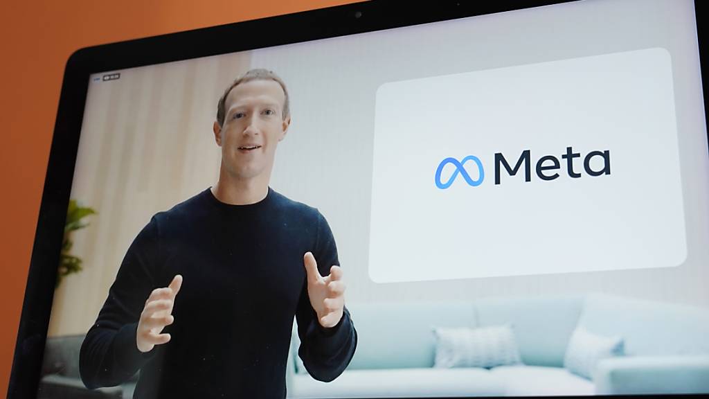 Die schwachen Zahlen des Social-Media-Konzerns Meta, Muttergesellschaft von Facebook, hat den ganzen Technologie-Sektor an der New Yorker Börse erschüttert. Facebook-Konzernchef Mark Zuckerberg kann nicht zufrieden sein. (Archivbild)