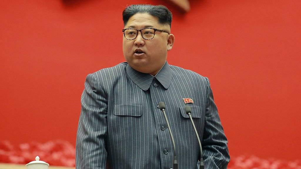 Südkorea bietet Nordkoreas Machthaber Kim Jong Un respektive auf hoher diplomatischer Ebene Gespräche an.