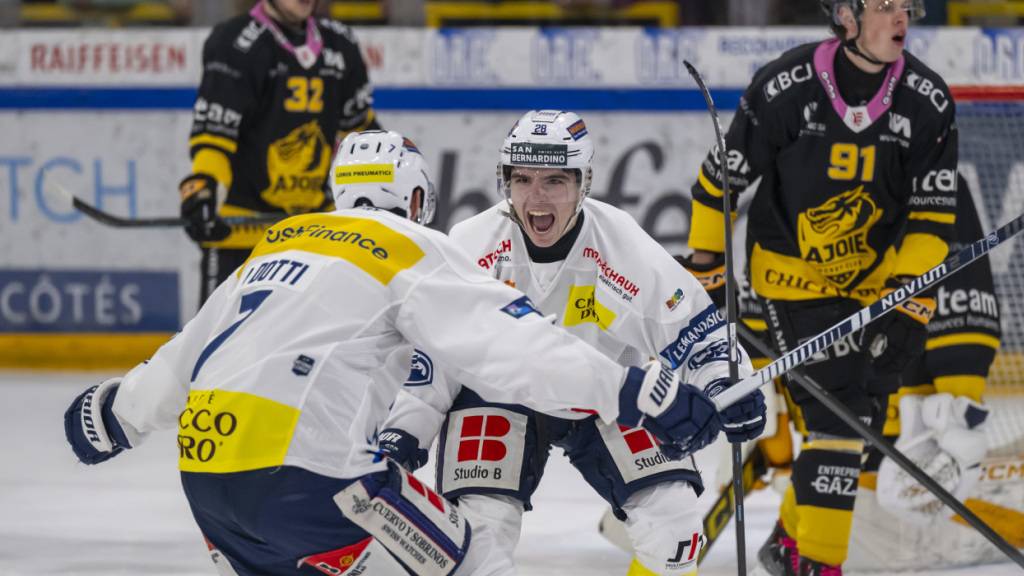 Doppeltorschütze Nathan Borradori (rechts) führt Ambri-Piotta früh in die Erfolgsspur