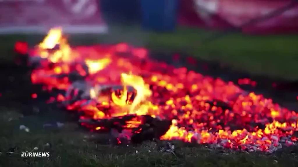 Feuerlaufen: Welches die kapitalen Fehler beim Barfussmarsch über Kohle sind