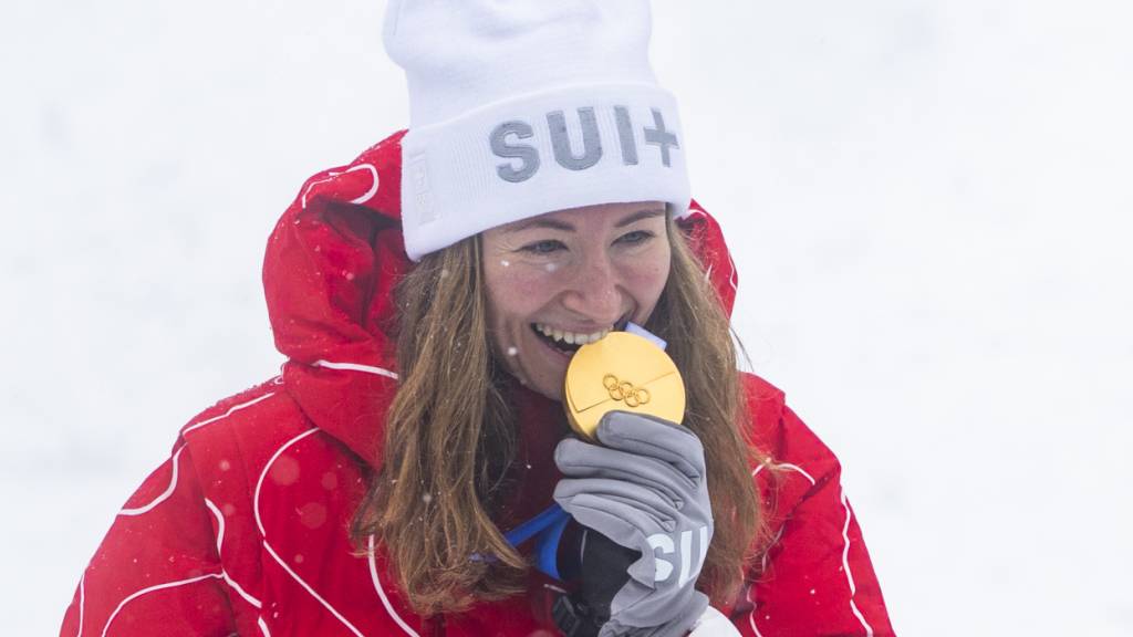 Marianne Fatton gewinnt Gold im Skitouren-Sprint