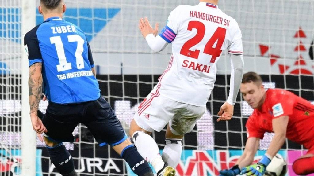 Der Schweizer Steven Zuber trifft für Hoffenheim gegen den Hamburger SV