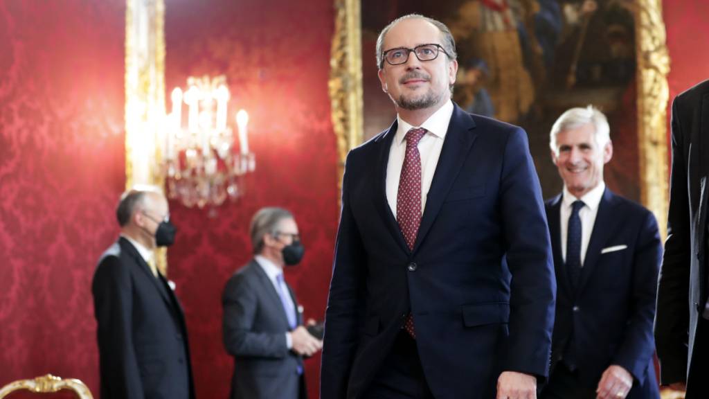 dpatopbilder - Alexander Schallenberg ist neuer Kanzler Österreichs. Foto: Lisa Leutner/AP/dpa
