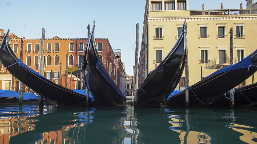 Venedigs Bürgermeister Luigi Brugnaro wirbt in der Corona-Krise auf Twitter für seine Stadt. (Archivbild)