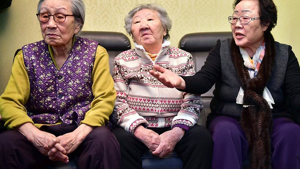 Drei Südkoreanerinnen, die während des Zweiten Weltkriegs als Sexsklavinnen missbraucht worden waren, fordern Genugtuung (Archiv)