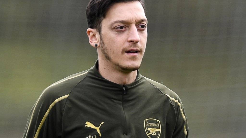 Wurde in London Opfer eines versuchten Raubüberfalls: Fussballstar Mesut Özil, der derzeit für den FC Arsenal spielt. (Archivbild)