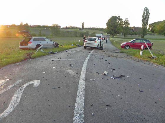 Ullrichs Unfall vor drei Jahren bei Mattwil: Der Ex-Radprofi fuhr das silbrige Auto links. Bild: Kapo TG