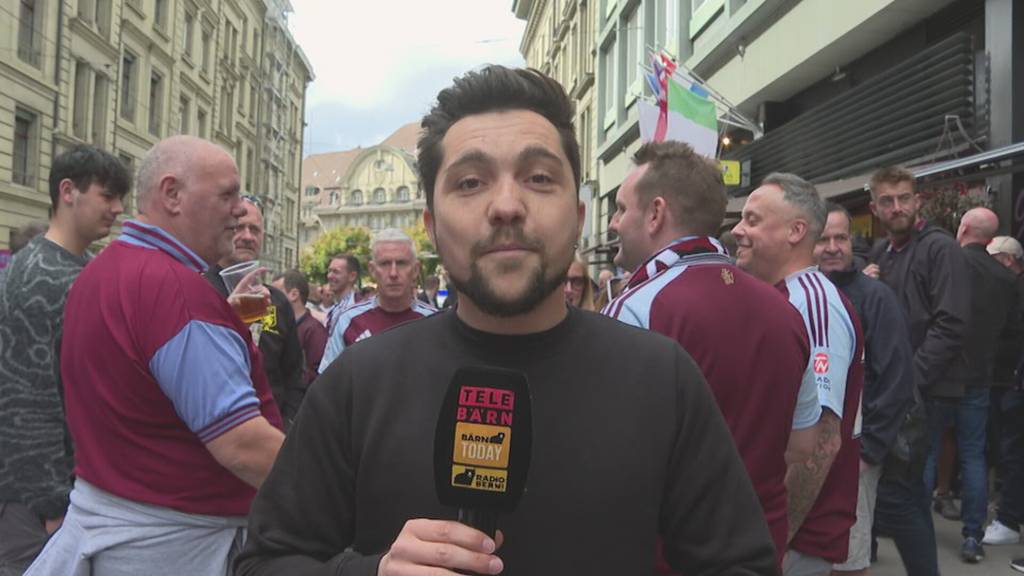 Aston Villa-Fans nehmen die Berner Innenstadt in Beschlag
