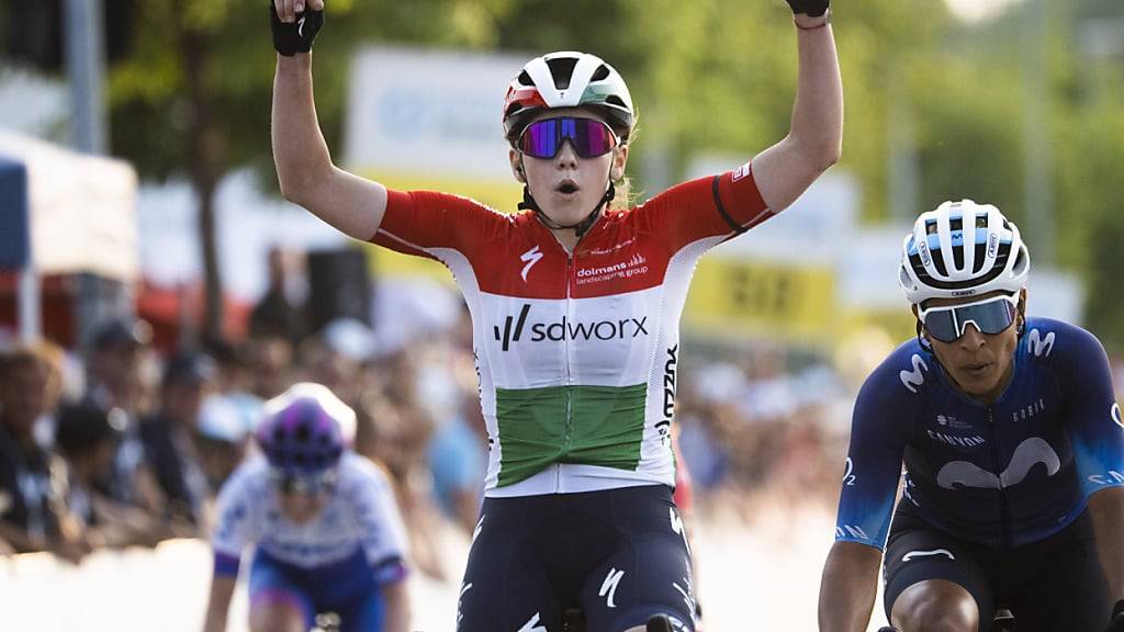 Blanka Vas gewinnt ihre erste Etappe an der Tour de France Femmes