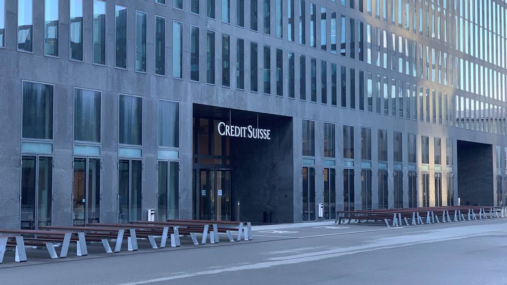 Adieu Credit Suisse – riesige Büroflächen werden im CS-Tower frei 