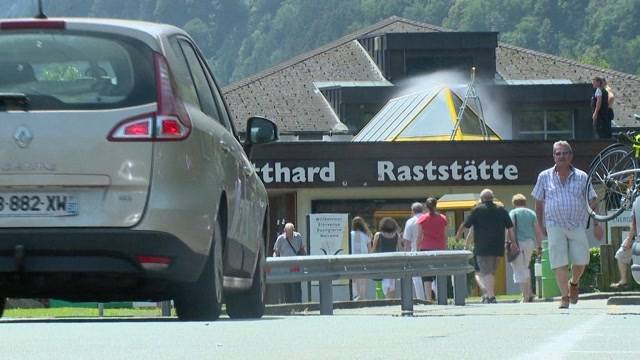 Ferien-Stau beim Gotthard