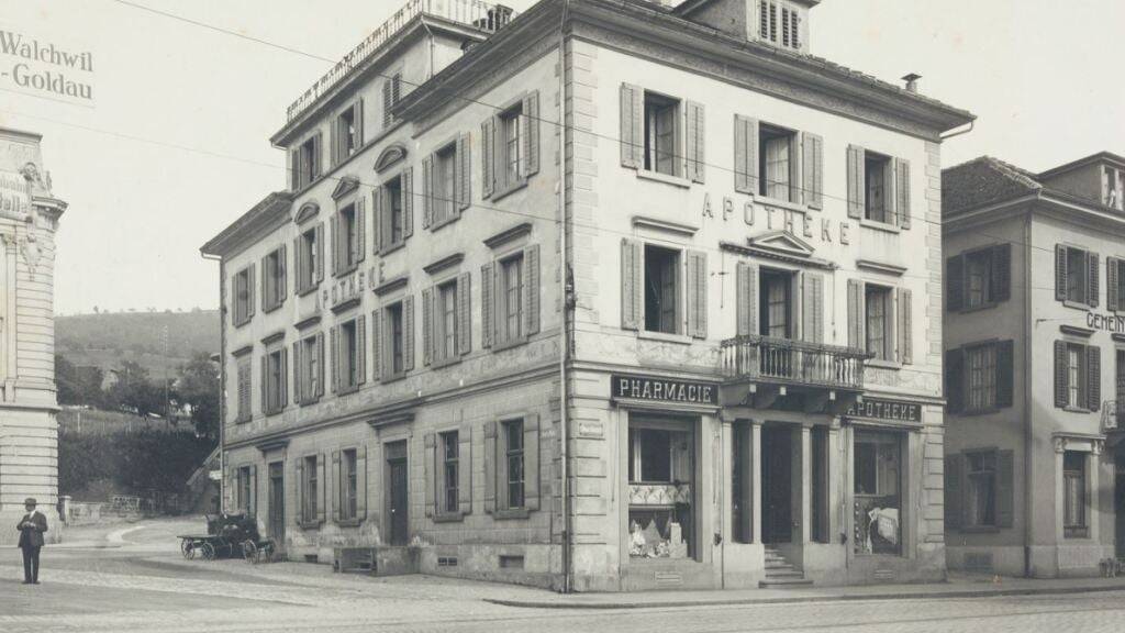 Das Gebäude Neugasse 1 in Zug in einer Aufnahme um 1900. (Archivaufnahme)