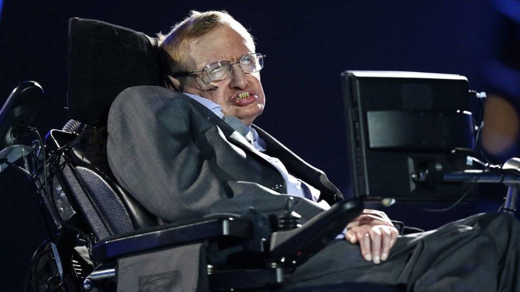 Sieben Monate nach dem Tod von Stephen Hawking ist sein letztes Buch erschienen - darin äussert der Physiker seine Gedanken zu ganz grossen Fragen. (Archivbild)