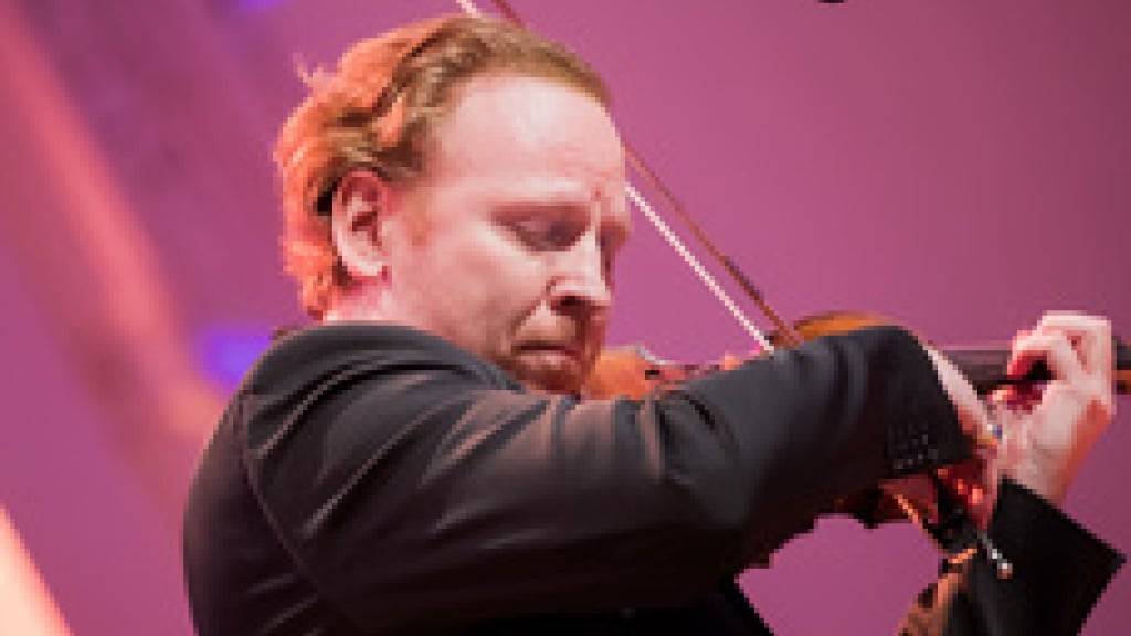 Der international bekannte Star-Geiger Daniel Hope wird neuer künstlerischer Leiter des Gstaad Menuhin Festival. Er tritt die Nachfolge von Christoph Müller an, der nach der Ausgabe des Klassikfestivals im kommenden Jahr zurücktritt. (Archivbild)