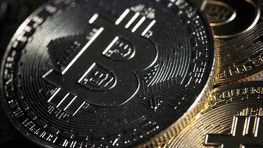 Blockchains werden etwa bei Transaktionen mit Kryptowährungen wie Bitcoin verwendet. (Archivaufnahme)