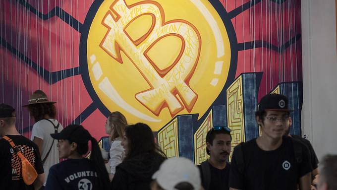 Bitcoin auf Weg zu 40 000 Dollar - Fantasie wegen Amazon-Jobanzeige