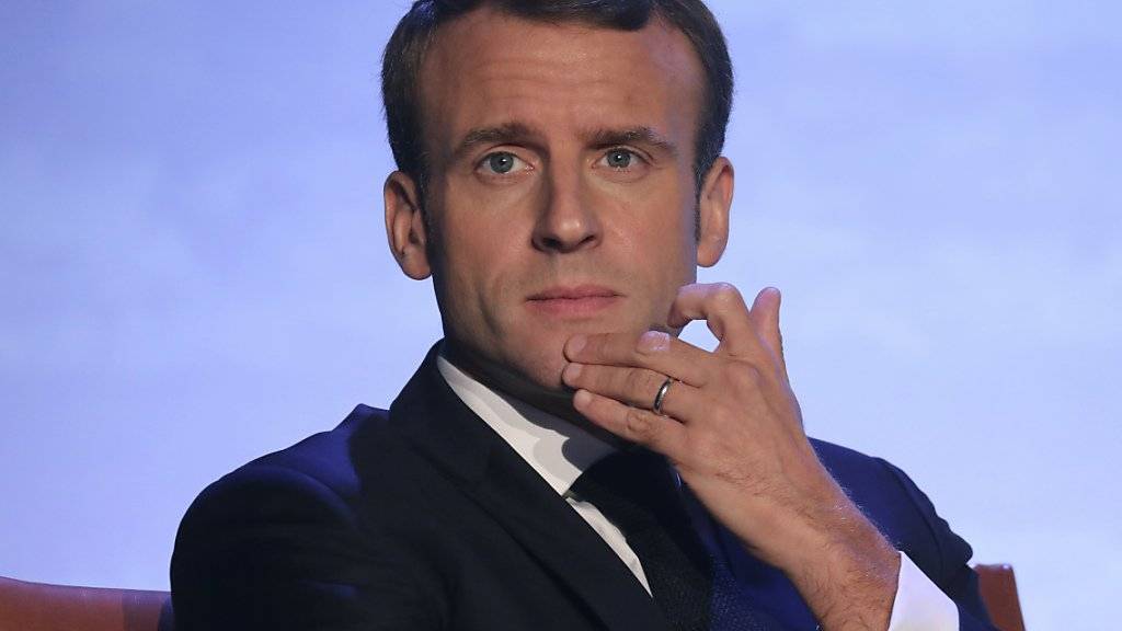 Die Unterstützung im Volk schwindet: Frankreichs Präsident Emmanuel Macron kämpft mit schlechten Umfragewerten. (Archivbild)