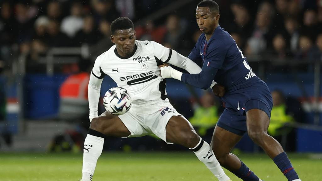 Breel Embolo (hier im Spiel gegen PSG) gelingt ein wichtiger Treffer für Rennes im Kampf um die internationalen Plätze