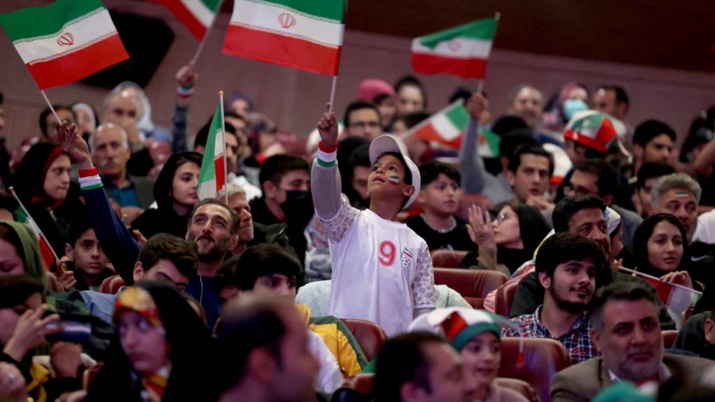 Auch in Teheran fiebern die Fussballfans der WM 2026 in Nordamerika entgegen. Am Freitag wird ausgelost.