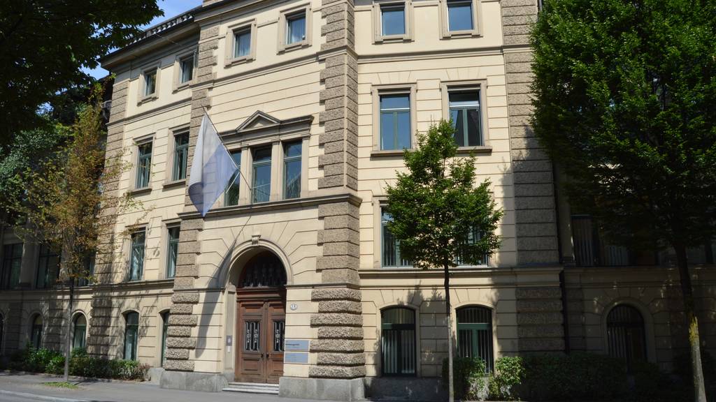 Das Luzerner Kantonsgericht bestätigt das Urteil des Kriminalgerichts gegen einen ehemaligen Leiter der Dienststelle Informatik. 