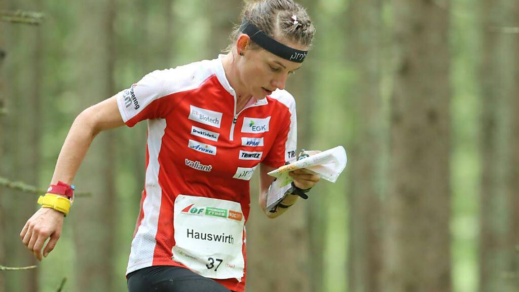 Rennen und Karte lesen: Sabine Hauswirth macht es vor. (Archivaufnahme)