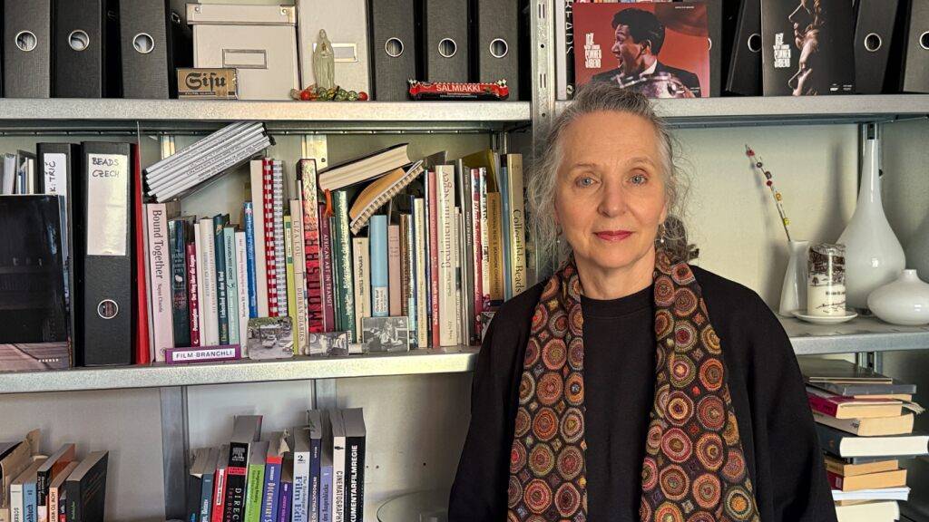 Der Schweizer Regisseurin Corinne Kuenzli ist mit «Nebelkinder» ein eindrücklicher Dokfilm gelungen. Er zeigt, wie schwer es Verdingkindern fällt, ihre eigene Geschichte zu erzählen.