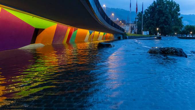 Starke Regenfälle in Zug: Keller und Unterführung unter Wasser