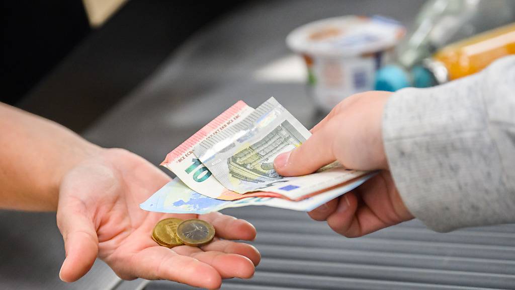 Die Rezession in Deutschland sorgt dafür, dass Experten nun auch für die östlichen EU-Staaten ein düstereres Bild zeichnen. (Symbolbild)