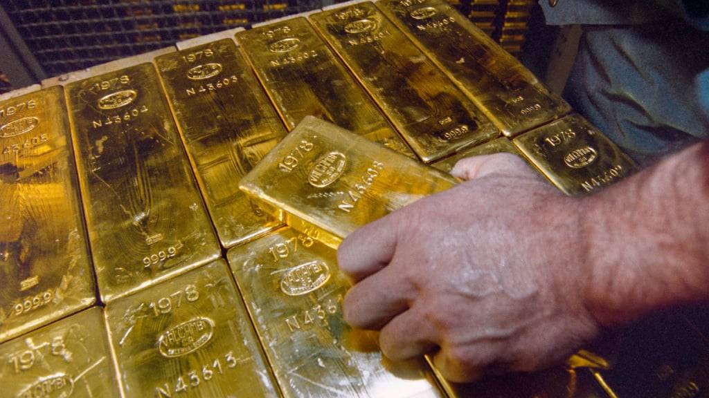 Der Goldpreis pro Feinunze - 31,1 Gramm - liegt derzeit bei gut 3300 Dollar, fast doppelt so hoch wie 2022. (Archivbild)