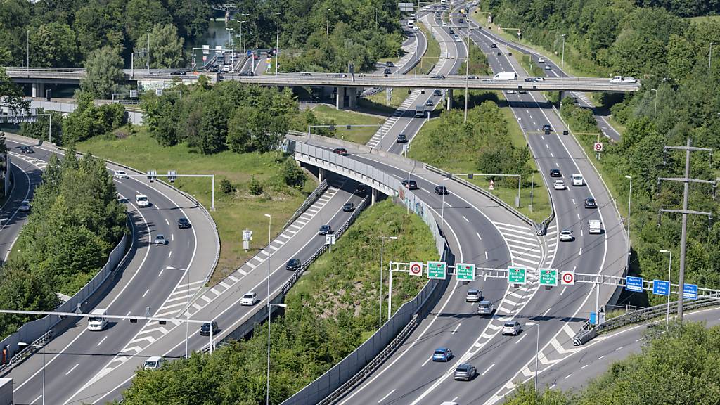 Der Luzerner Regierungsrat informiert über den aktuellen Stand des Bypass-Projekts im Abschnitt Sonnenberg- und Schlundtunnel. (Archivbild)