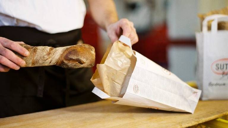 Frisches Brot direkt in den Briefkasten mit der «Brot-Post».