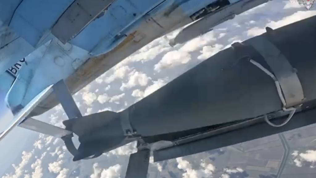 Russischer Gleitbombenangriff: Tote und Verletzte in Sumy