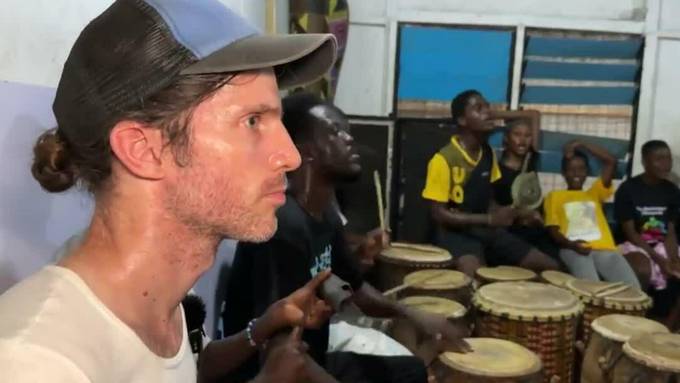 Schweizer Musiker sorgt für afrikanische Klänge in Ghana