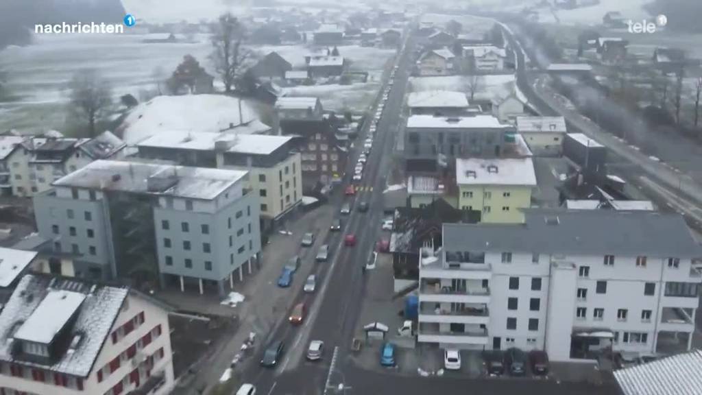 Ausflüglerstau sorgt für Ärger im Engelbergertal