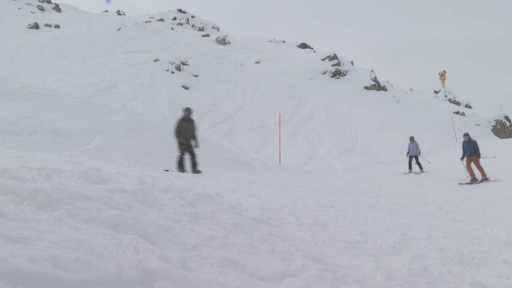 Skiangebot «Urli» bleibt beliebt – doch der Schnee fehlt noch