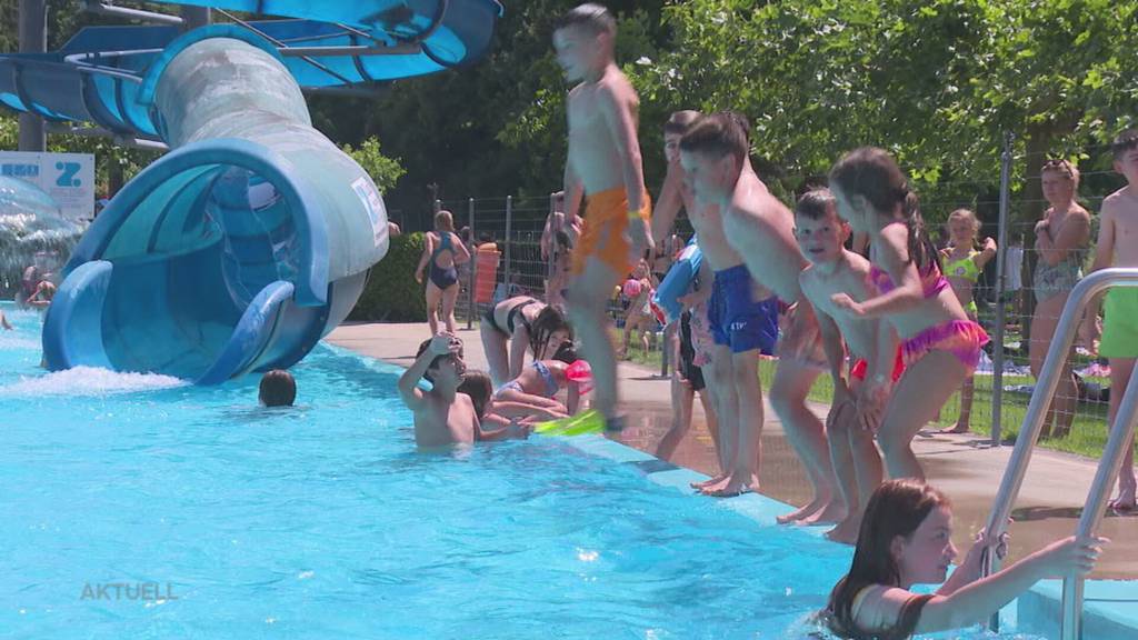 Endlich Sommer: Das schöne Wetter lockt den Aargau in die Badi