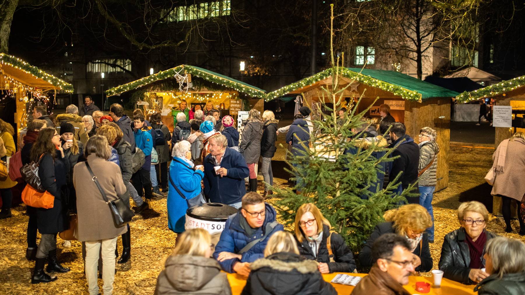 Solothurn Weihnachtsmarkt Stände