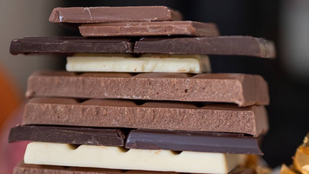 Weniger Schweizer Schokolade verkauft - Umsatz steigt 2025 trotzdem