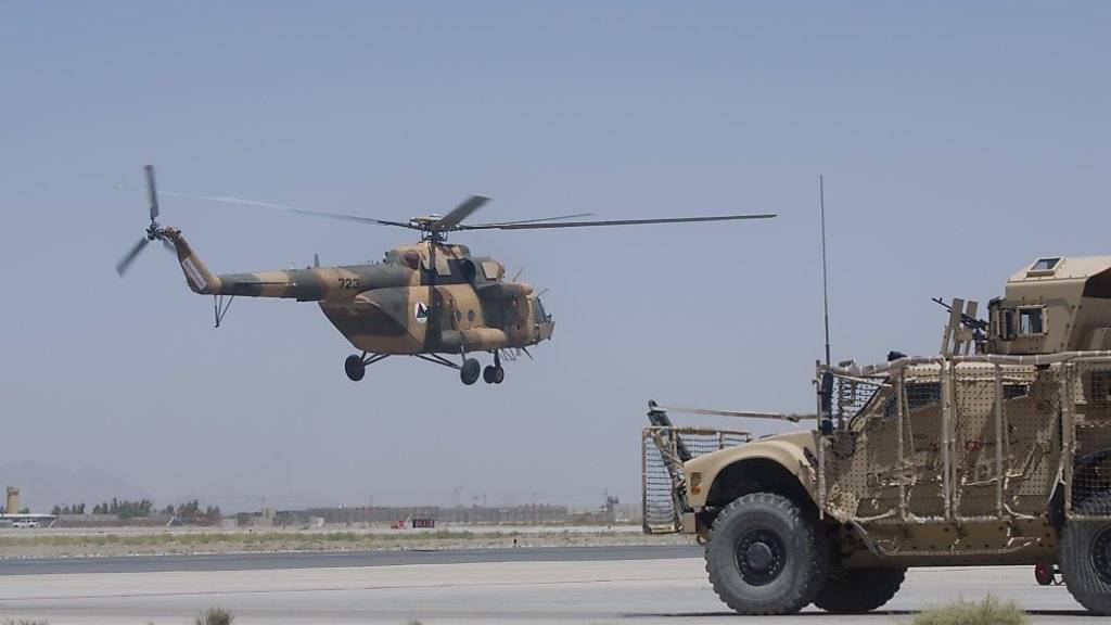 Missglückte Landung: Britischer Militärhelikopter in Afghanistan stürzt ab (Symbolbild)